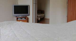 Гостиница Angelina Guest House Кабардинка Семейный номер-3